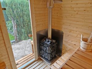 Gartensauna mit Panoramatüre